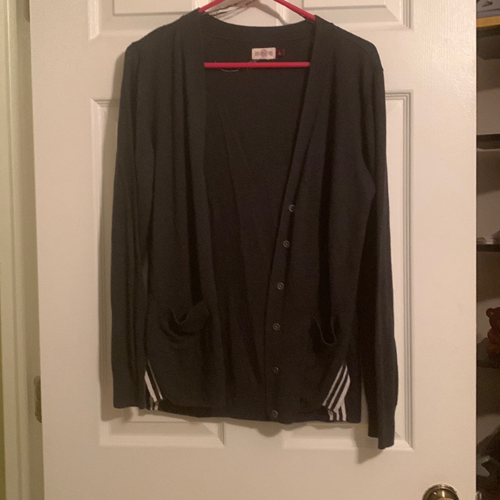 Dark grey and white buttoned cardigan